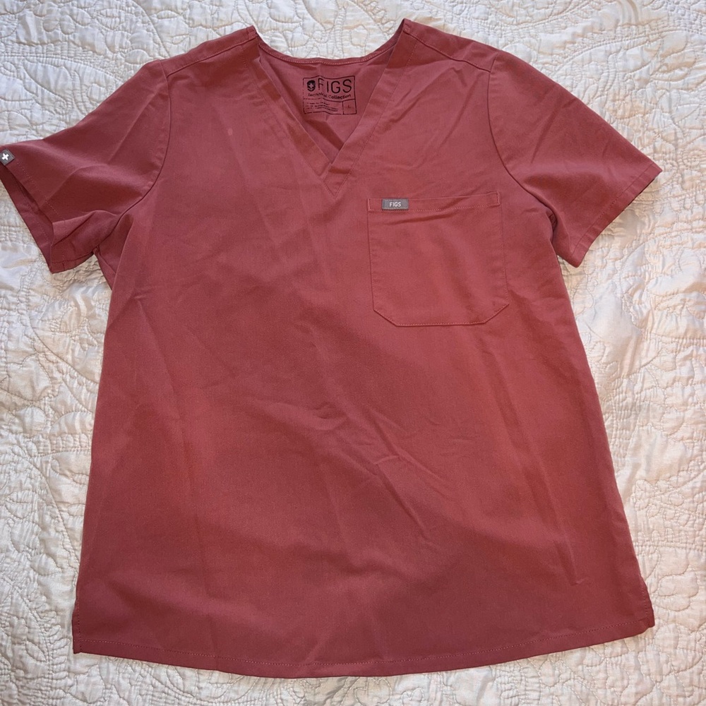 FIGS Women’s Mauve Catarina One-Pocket Scrub Top; Size L